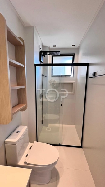 FINAMENTE MOBILIADO EM MEIA PRAIA: 35ª foto da galeria de imagens do imóvel