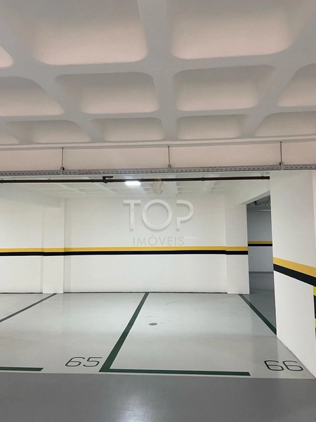 FINAMENTE MOBILIADO EM MEIA PRAIA: 65ª foto da galeria de imagens do imóvel