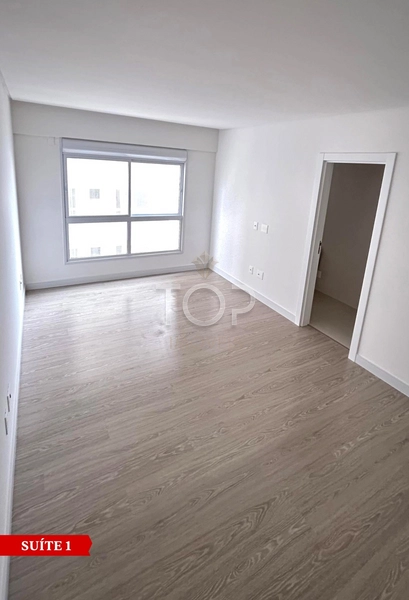 FRENTE MAR PRONTO PARA MORAR EM MEIA PRAIA: 9ª foto da galeria de imagens do imóvel