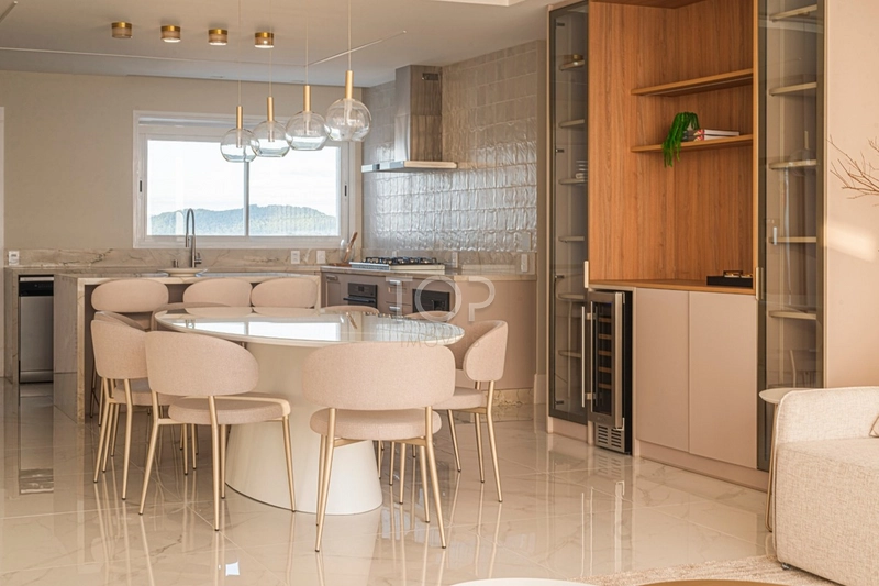 Finamente mobiliado, com vista para o mar, em Balneário Camboriú: 16ª foto da galeria de imagens do imóvel