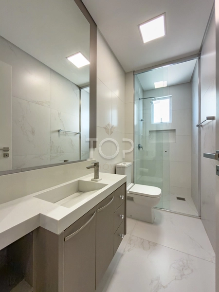 VISTA MAR MOBILIADO EM MEIA PRAIA: 10ª foto da galeria de imagens do imóvel