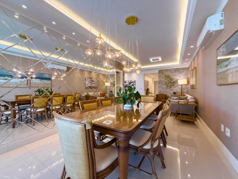 VISTA MAR FINAMENTE MOBILIADO EM MEIA PRAIA: 4ª foto da galeria de imagens do imóvel