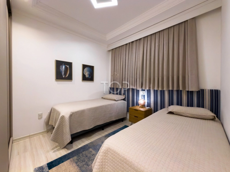 VISTA MAR FINAMENTE MOBILIADO EM MEIA PRAIA: 11ª foto da galeria de imagens do imóvel