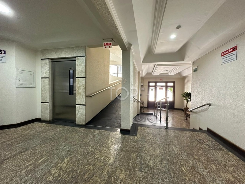 OPORTUNIDADE EM MEIA PRAIA QUADRA MAR MOBILIADO: 13ª foto da galeria de imagens do imóvel