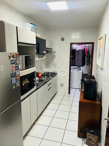 OPORTUNIDADE EM MEIA PRAIA QUADRA MAR MOBILIADO: 4ª foto da galeria de imagens do imóvel