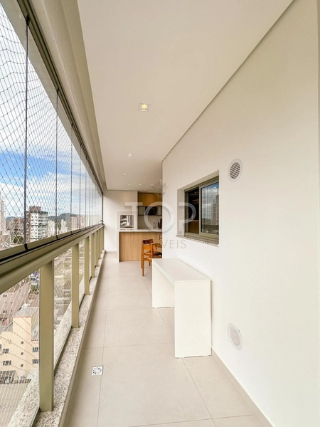 APARTAMENTO PRONTO PARA MORAR EM MEIA PRAIA: 12ª foto da galeria de imagens do imóvel