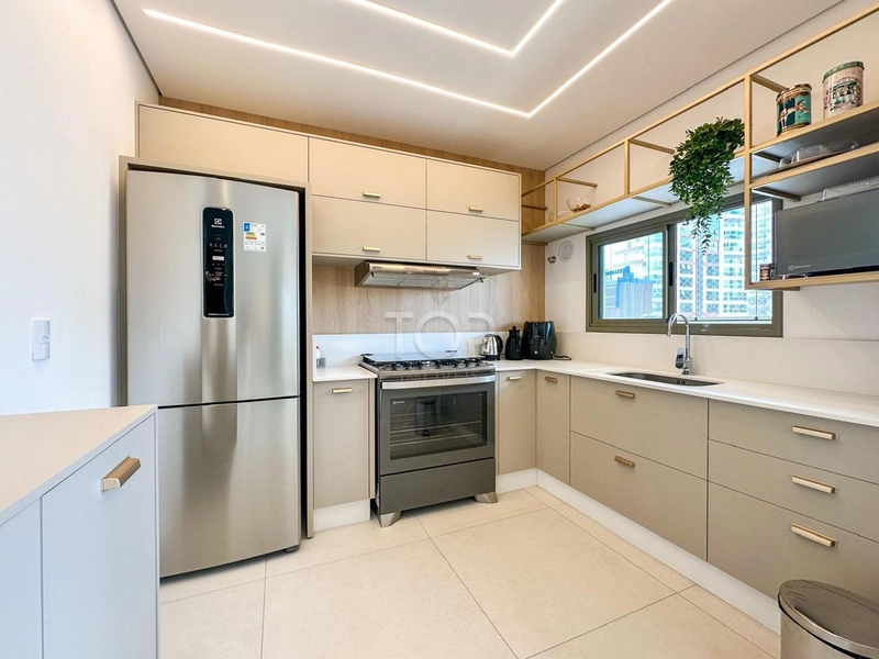 APARTAMENTO PRONTO PARA MORAR EM MEIA PRAIA: 8ª foto da galeria de imagens do imóvel