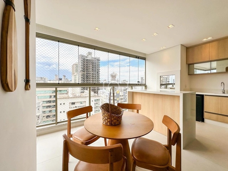 APARTAMENTO PRONTO PARA MORAR EM MEIA PRAIA: 11ª foto da galeria de imagens do imóvel