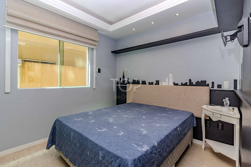 FINAMENTE MOBILIADO EM MEIA PRAIA: 10ª foto da galeria de imagens do imóvel