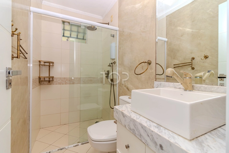 FINAMENTE MOBILIADO EM MEIA PRAIA: 8ª foto da galeria de imagens do imóvel