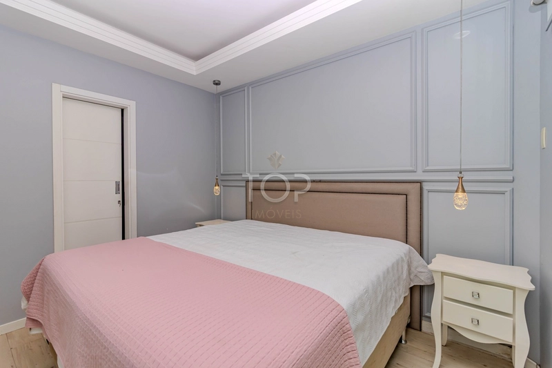 FINAMENTE MOBILIADO EM MEIA PRAIA: 6ª foto da galeria de imagens do imóvel