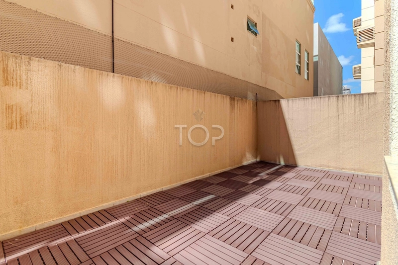 FINAMENTE MOBILIADO EM MEIA PRAIA: 12ª foto da galeria de imagens do imóvel