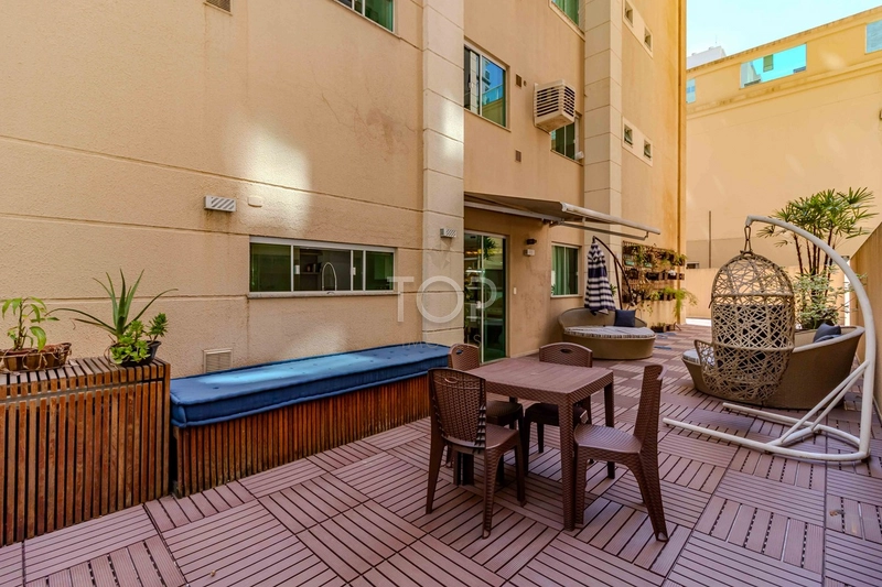 FINAMENTE MOBILIADO EM MEIA PRAIA: 27ª foto da galeria de imagens do imóvel