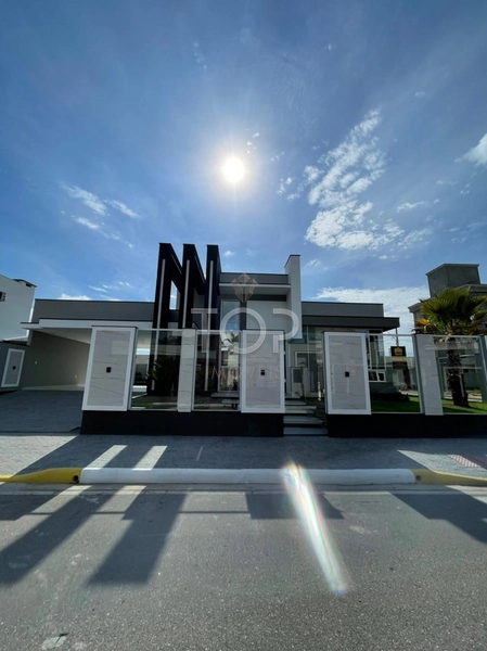 Casa Alto Padrão em Tijucas: 6ª foto da galeria de imagens do imóvel