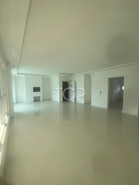 QUADRA MAR PRONTO PARA MORAR EM MEIA PRAIA: 3ª foto da galeria de imagens do imóvel