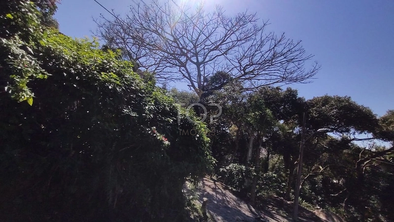 CASA EM BOMBINHAS: 20ª foto da galeria de imagens do imóvel