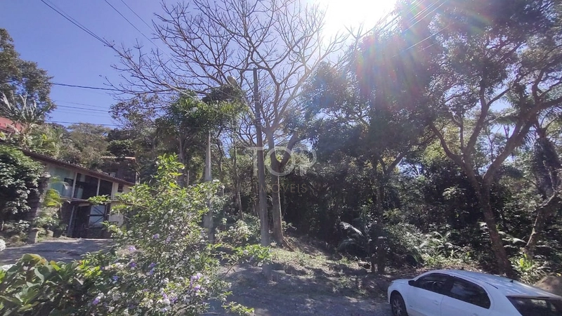 CASA EM BOMBINHAS: 21ª foto da galeria de imagens do imóvel