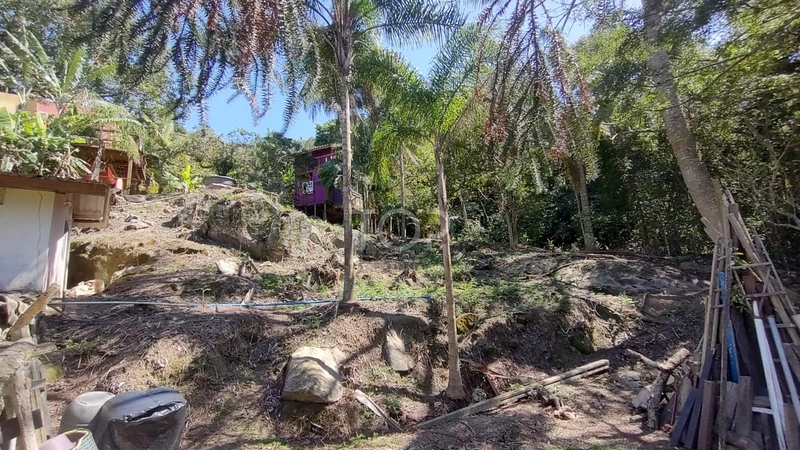 CASA EM BOMBINHAS: 24ª foto da galeria de imagens do imóvel