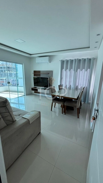 MOBILIADO EM ITAPEMA: 3ª foto da galeria de imagens do imóvel