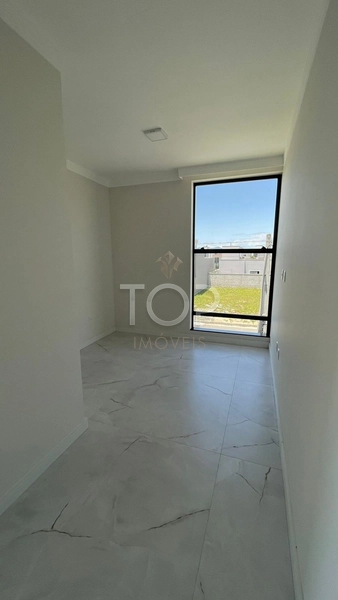 Sobrado Novo em Tijucas: 10ª foto da galeria de imagens do imóvel