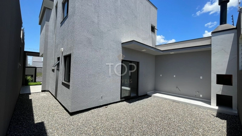 Sobrado Novo em Tijucas: 9ª foto da galeria de imagens do imóvel