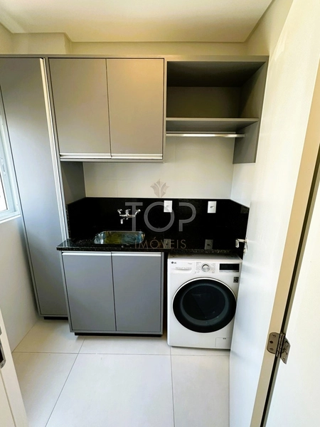 QUADRA MAR MOBILIADO EM MEIA PRAIA: 14ª foto da galeria de imagens do imóvel