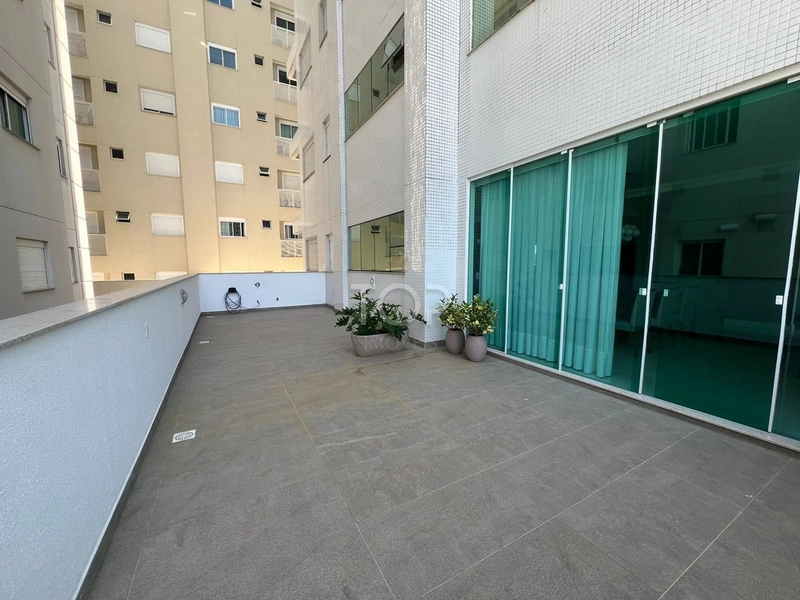 APARTAMENTO QUADRA MAR NA MEIA PRAIA NOVO FINAMENTE MOBILIADO: 15ª foto da galeria de imagens do imóvel