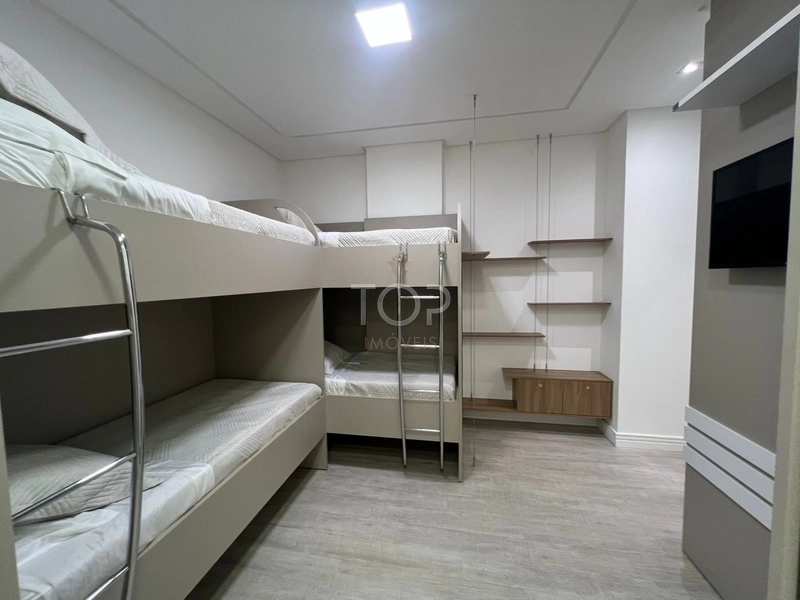 APARTAMENTO QUADRA MAR NA MEIA PRAIA NOVO FINAMENTE MOBILIADO: 10ª foto da galeria de imagens do imóvel