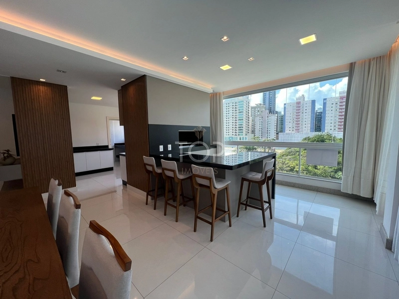 APARTAMENTO QUADRA MAR NA MEIA PRAIA NOVO FINAMENTE MOBILIADO: 3ª foto da galeria de imagens do imóvel