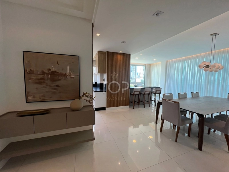 APARTAMENTO QUADRA MAR NA MEIA PRAIA NOVO FINAMENTE MOBILIADO: 6ª foto da galeria de imagens do imóvel