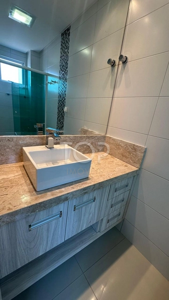 MOBILIADO EM MEIA PRAIA: 10ª foto da galeria de imagens do imóvel