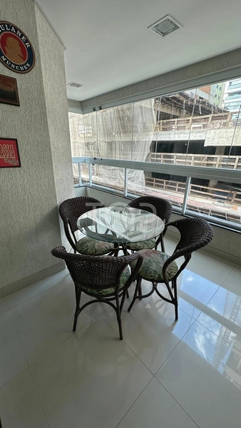 MOBILIADO EM MEIA PRAIA: 25ª foto da galeria de imagens do imóvel