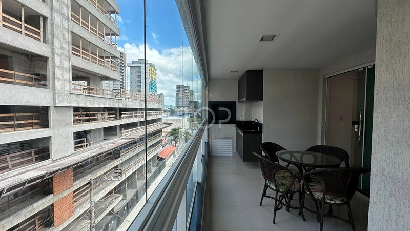 MOBILIADO EM MEIA PRAIA: 2ª foto da galeria de imagens do imóvel