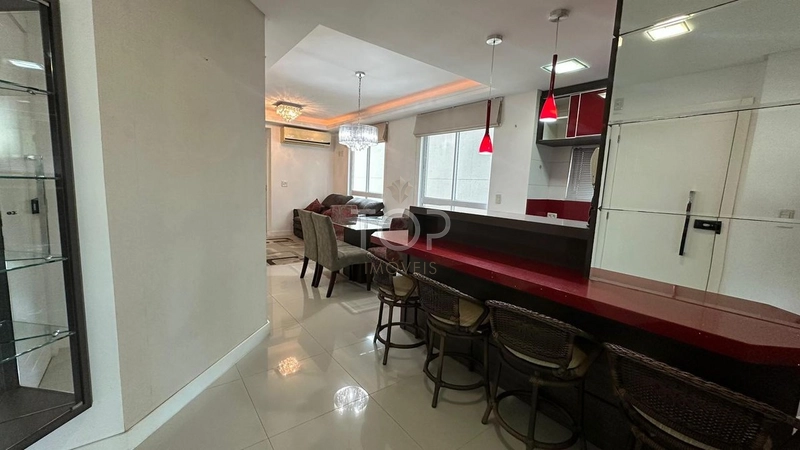 MOBILIADO EM MEIA PRAIA: 3ª foto da galeria de imagens do imóvel