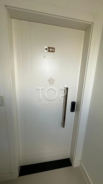 MOBILIADO EM MEIA PRAIA: 8ª foto da galeria de imagens do imóvel