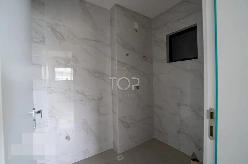 APARTAMENTO PROXIMO AO MAR EM BOMBINHAS: 12ª foto da galeria de imagens do imóvel