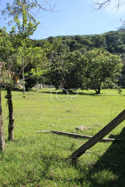 SÍTIO EM ITAPEMA: 3ª foto da galeria de imagens do imóvel