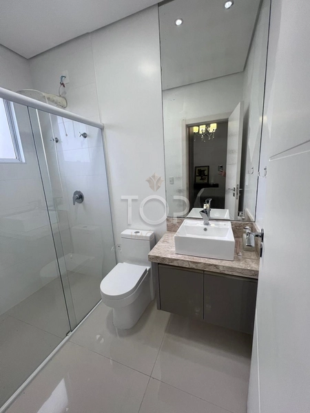 MOBILIADO EM MEIA PRAIA: 16ª foto da galeria de imagens do imóvel