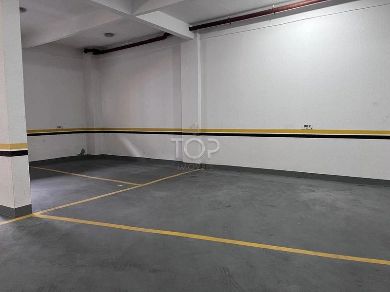 MOBILIADO EM MEIA PRAIA: 4ª foto da galeria de imagens do imóvel