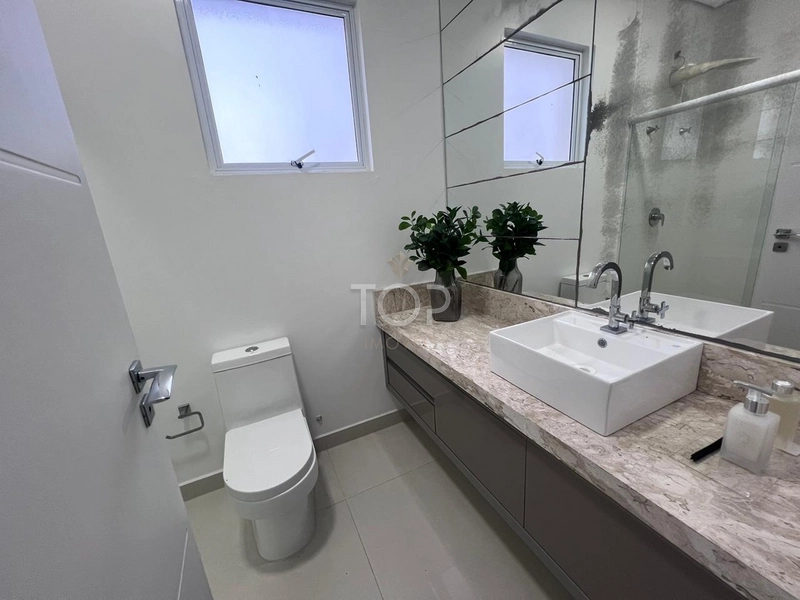 MOBILIADO EM MEIA PRAIA: 42ª foto da galeria de imagens do imóvel