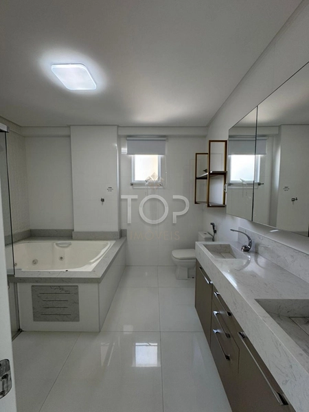 PRONTO PARA MORAR EM MEIA PRAIA: 46ª foto da galeria de imagens do imóvel