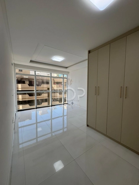 PRONTO PARA MORAR EM MEIA PRAIA: 21ª foto da galeria de imagens do imóvel