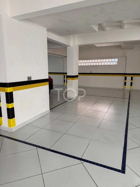 PRONTO PARA MORAR EM MEIA PRAIA: 40ª foto da galeria de imagens do imóvel