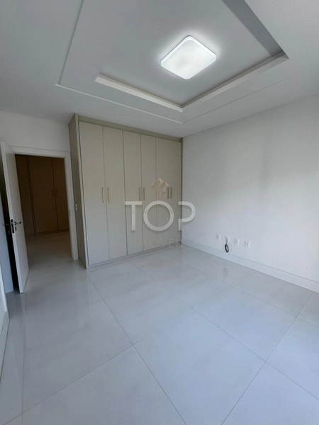 PRONTO PARA MORAR EM MEIA PRAIA: 29ª foto da galeria de imagens do imóvel