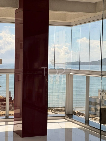 PRONTO PARA MORAR EM MEIA PRAIA: 10ª foto da galeria de imagens do imóvel