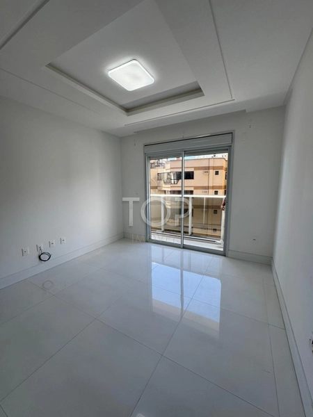 PRONTO PARA MORAR EM MEIA PRAIA: 27ª foto da galeria de imagens do imóvel