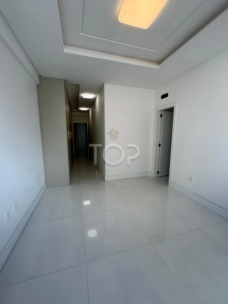 PRONTO PARA MORAR EM MEIA PRAIA: 4ª foto da galeria de imagens do imóvel