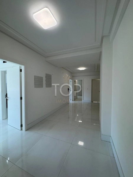 PRONTO PARA MORAR EM MEIA PRAIA: 36ª foto da galeria de imagens do imóvel