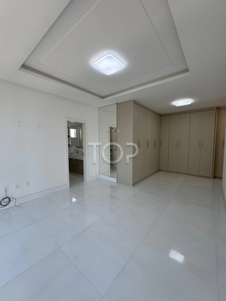 PRONTO PARA MORAR EM MEIA PRAIA: 45ª foto da galeria de imagens do imóvel