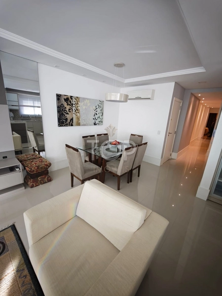 MOBILIADO EM MEIA PRAIA: 2ª foto da galeria de imagens do imóvel